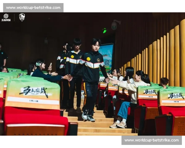 前方高能!解说比赛频频“神预言”,网友:比选手还懂比赛! 前方高能!解说比赛频频“神预言”,网友:比选手还懂比赛!